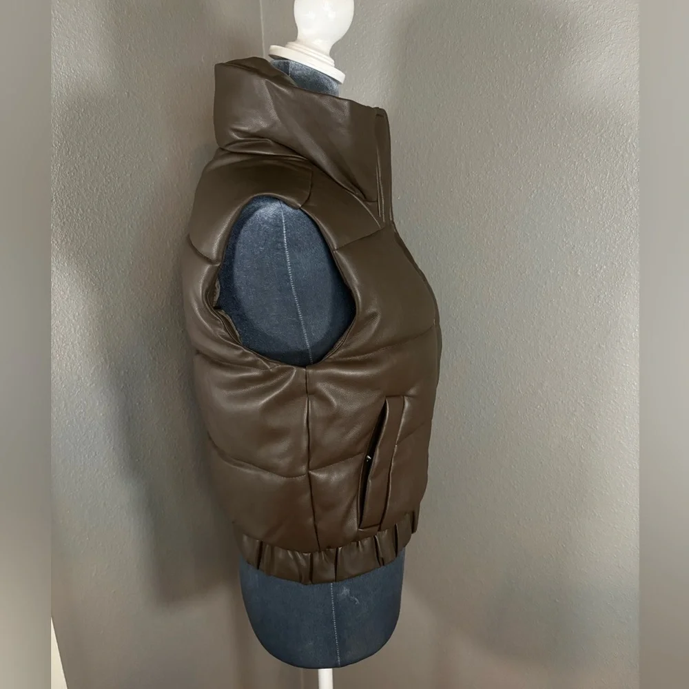 Abercrombie & Fitch Ultra Collection Vegan Leather Brown Puffer Vest Size XS